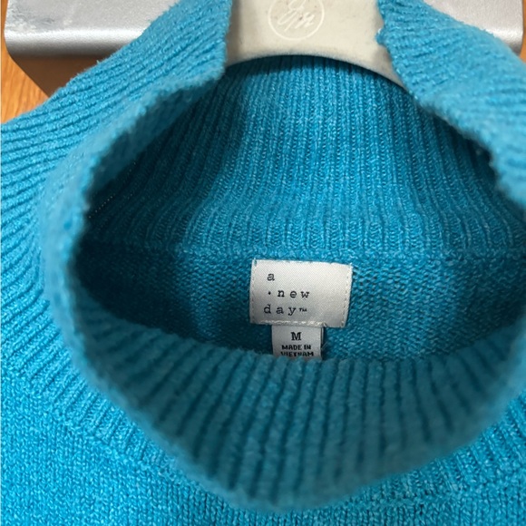 Target Brand - A New Day - Women's Blue Sweater - Picture 2 of 2
